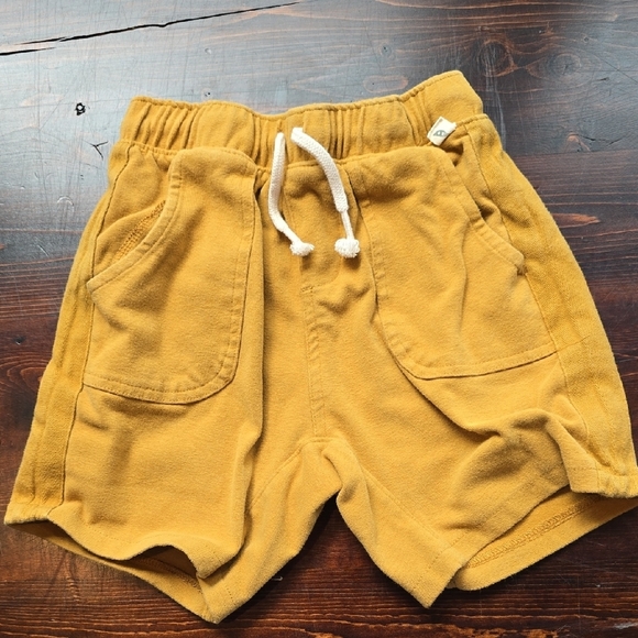 Easy Peasy Casual Yellow Elastic Waist Shorts with Relaxed Fit - Picture 1 of 4